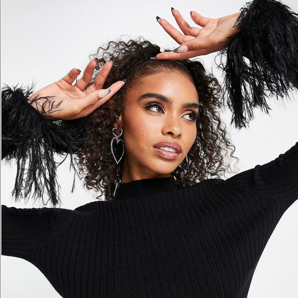 ASOS DESIGN sweater with faux feather cuff detail - US 8 - Picture 2 of 8